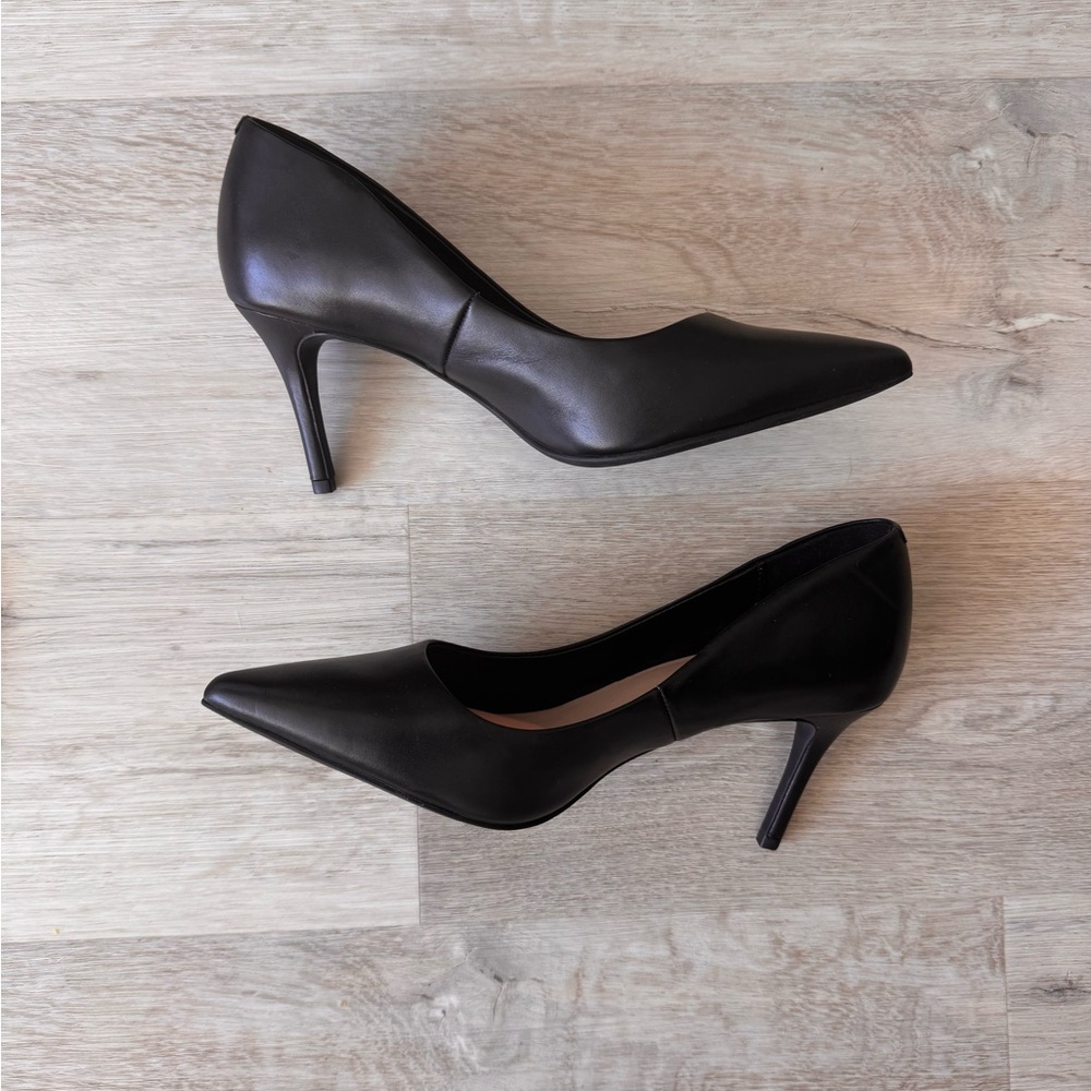 Aldo Classic Black Pointed-Toe Women’s Pumps